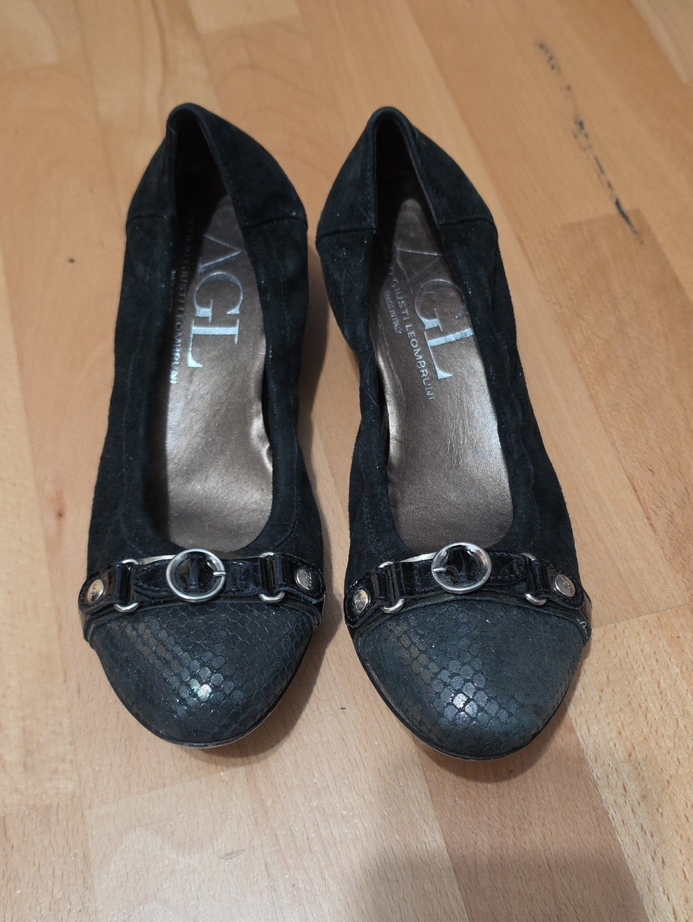 Attilio Giusti Leombruni Kitten Wedge Heel